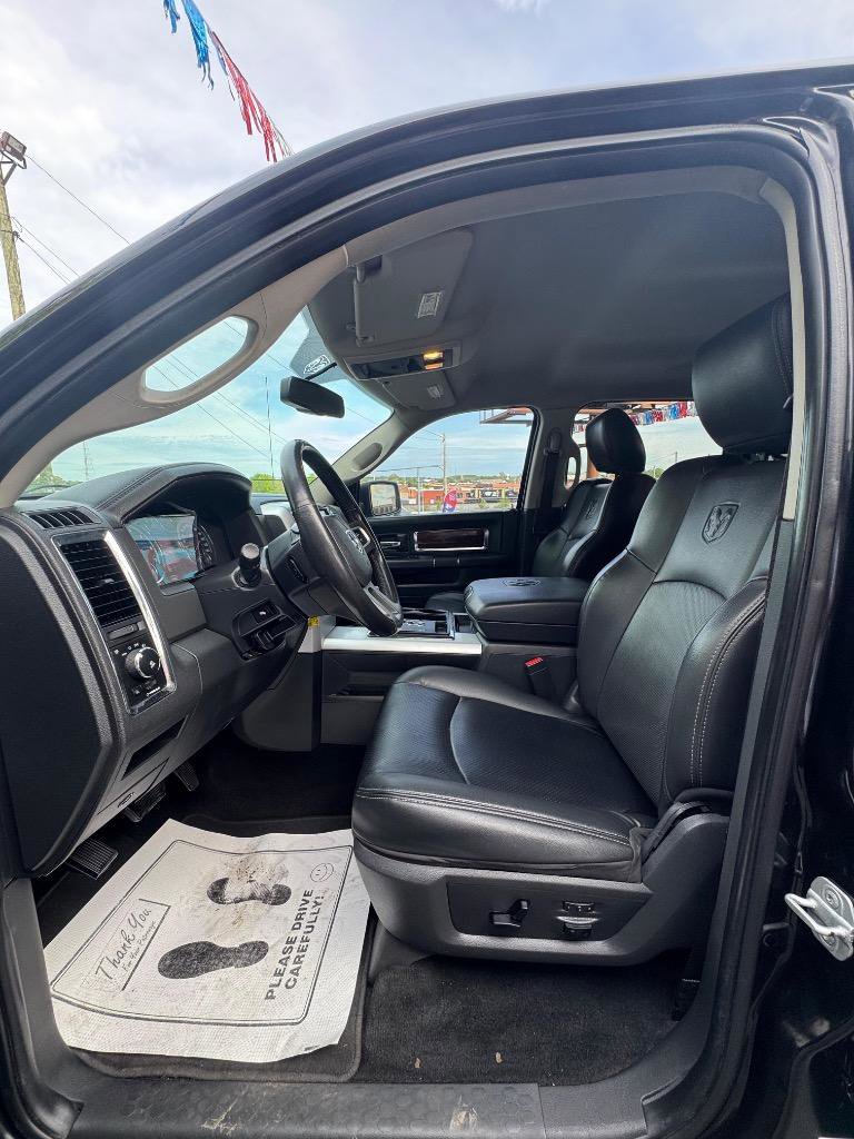 Used 2010 Dodge Ram 1500 Truck Laramie RWD image 15