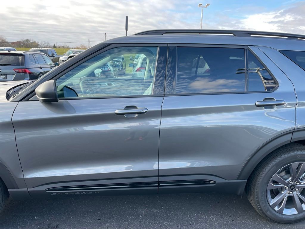 New 2026 Ford Explorer Active w/ Active Comfort Package image 40
