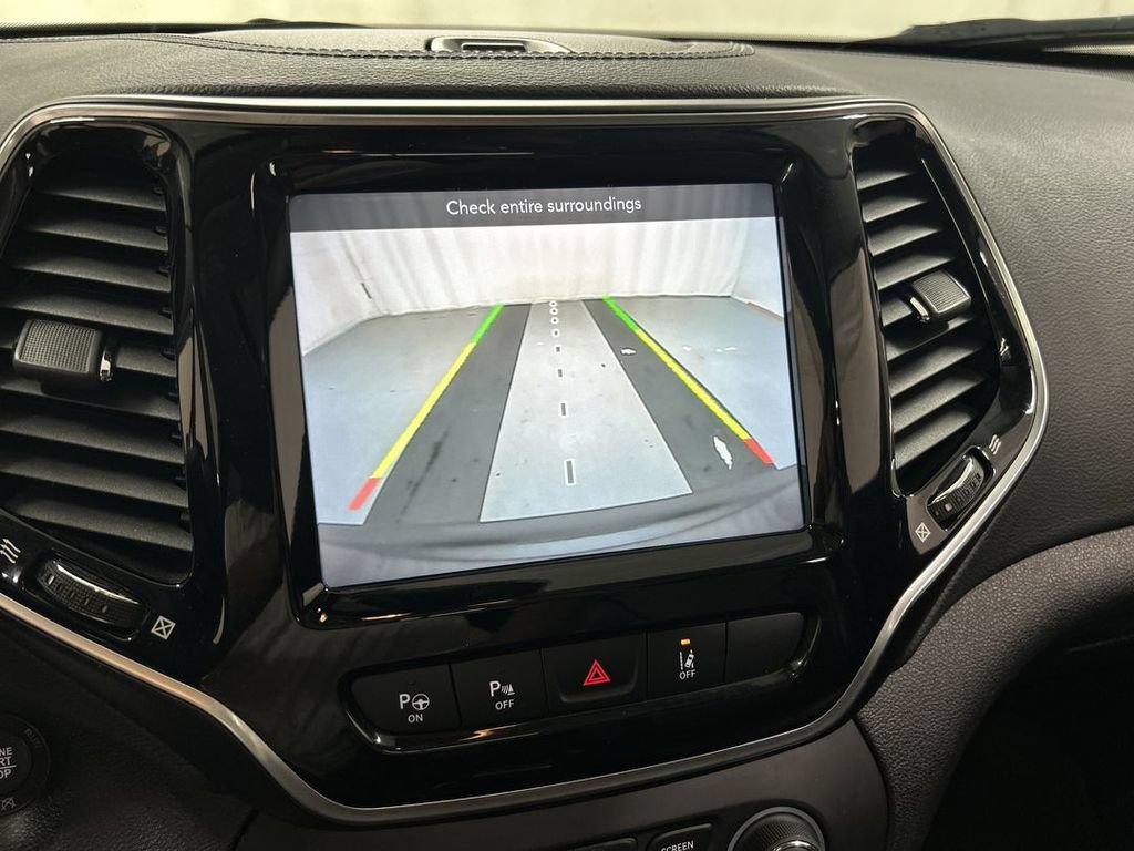 Used 2021 Jeep Cherokee Limited AWD/4WD image 15