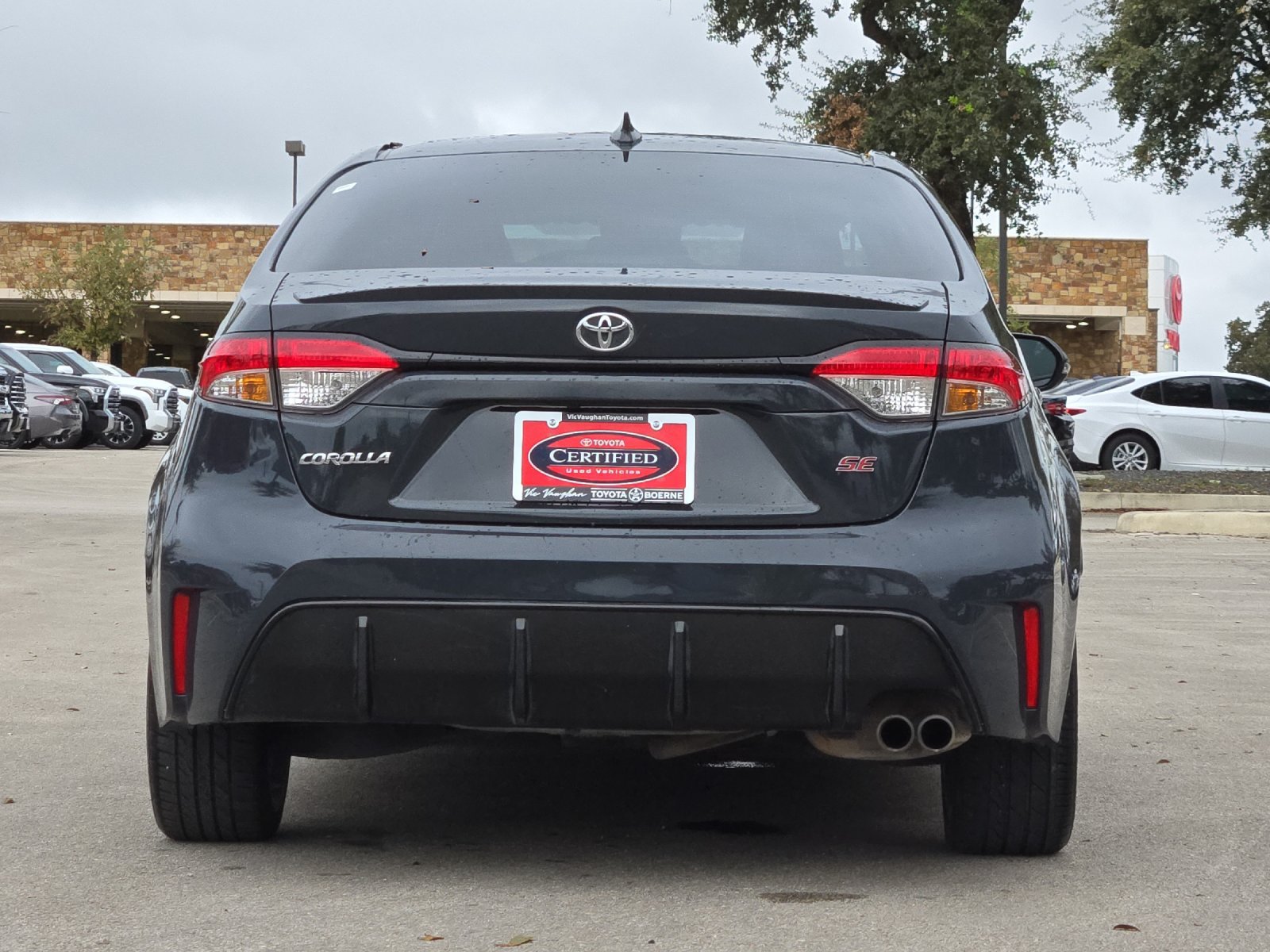 Certified 2025 Toyota Corolla SE FWD image 4