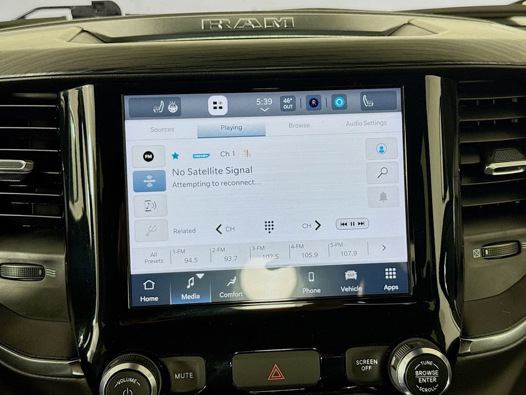 Used 2024 RAM 1500 Laramie image 15