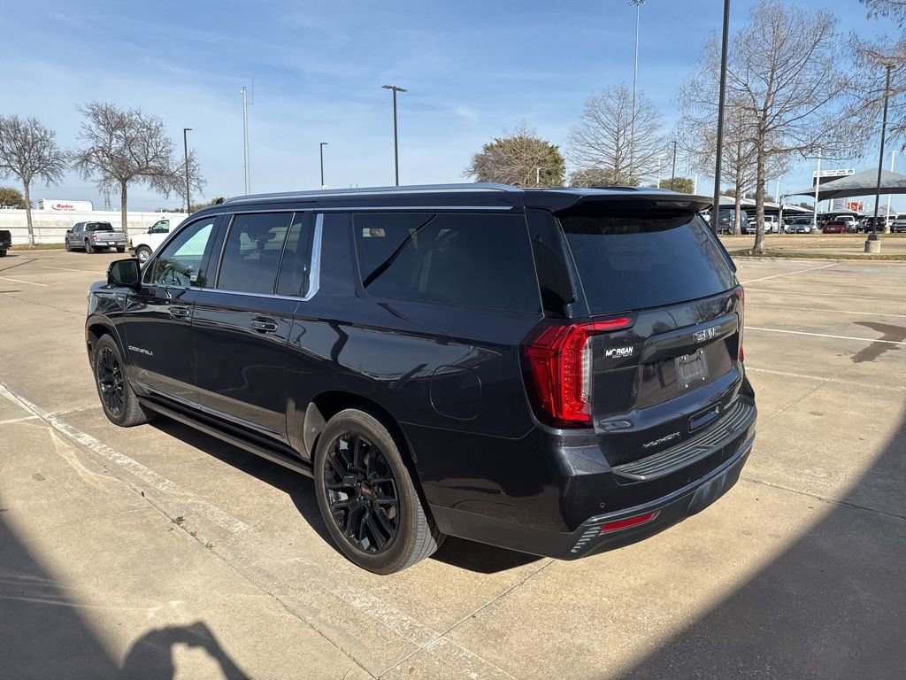 Used 2023 GMC Yukon XL Denali Ultimate image 3