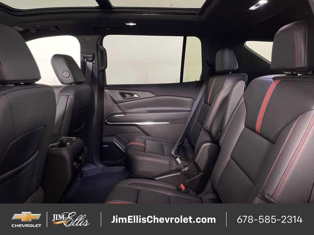 New 2026 Chevrolet Traverse RS w/ LPO, Floor Liner Package image 39