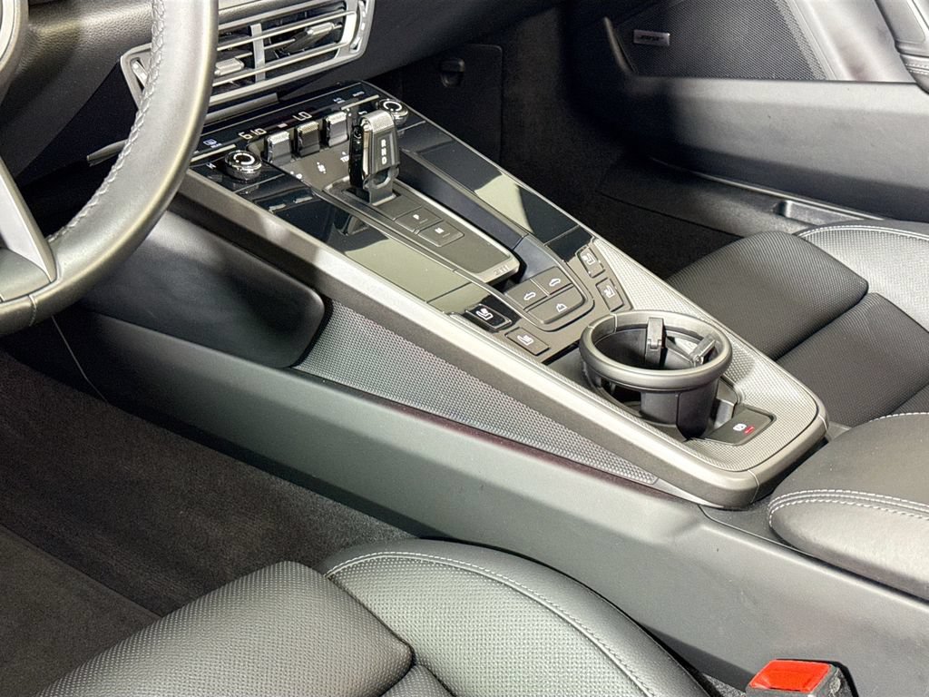Certified 2024 Porsche 911 Carrera RWD image 16
