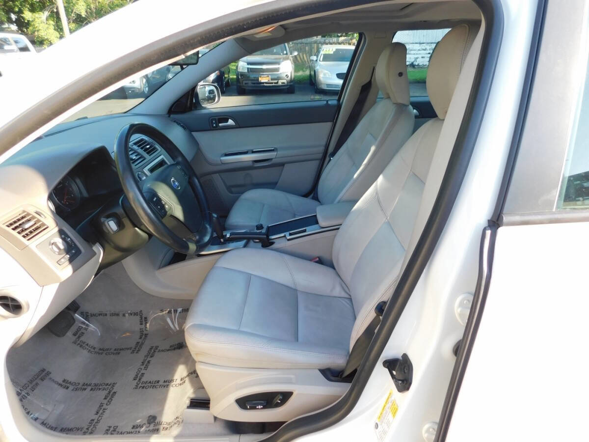 Used 2009 Volvo V50 2.4i image 6