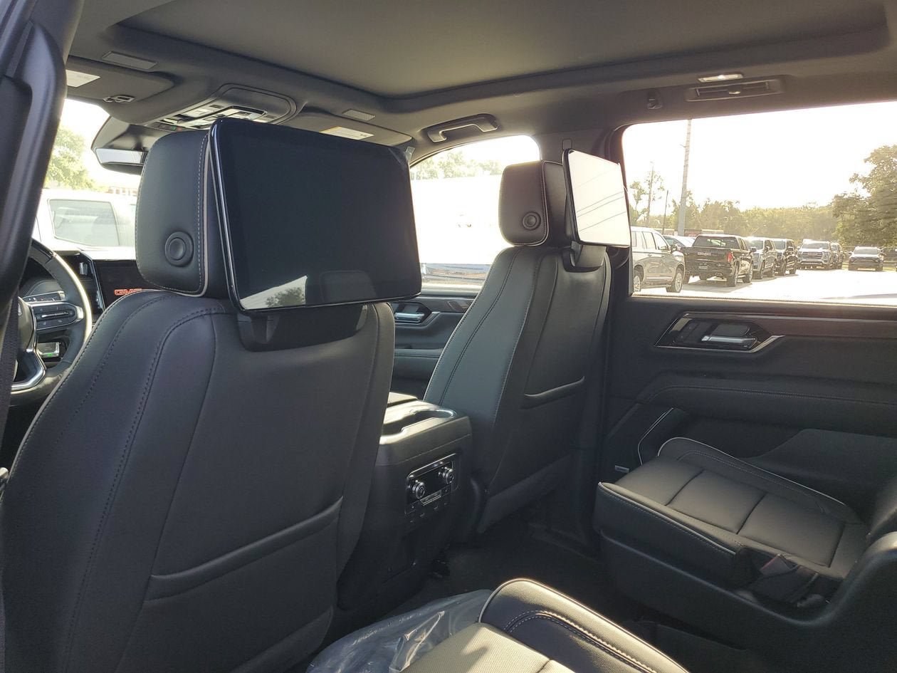New 2026 GMC Yukon XL Elevation w/ Elevation Premium Package AWD/4WD image 10