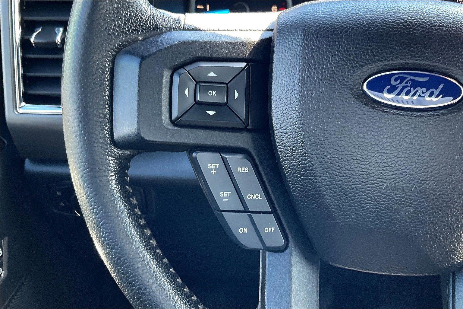 Used 2016 Ford F150 XLT w/ Equipment Group 301A Mid image 23