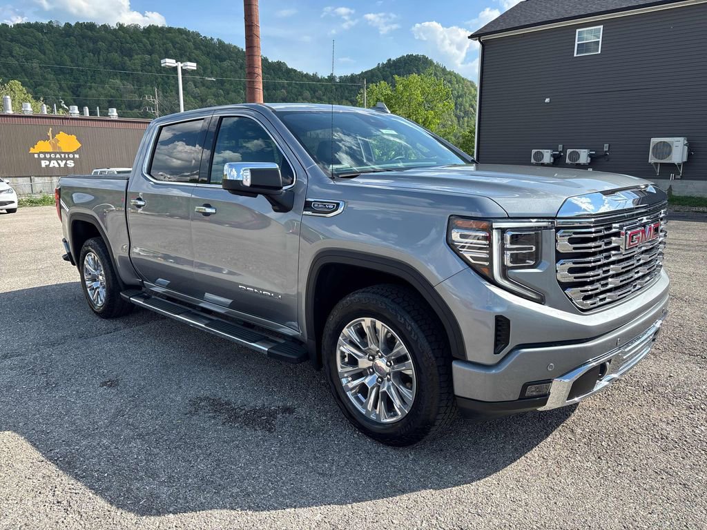 Used 2023 GMC Sierra 1500 Denali AWD/4WD image 7