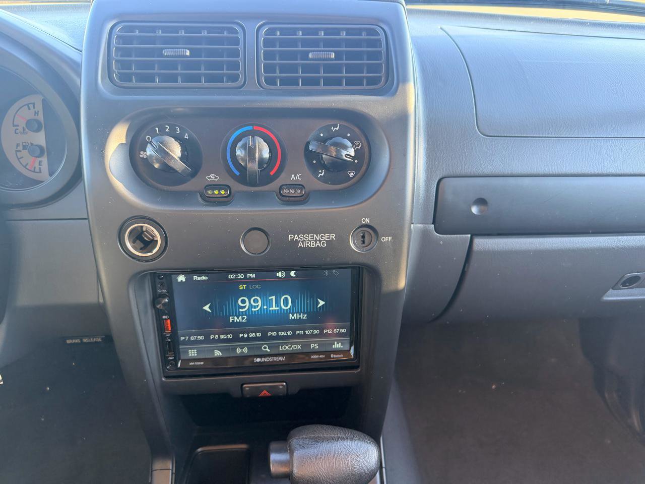 Used 2004 Nissan Frontier XE Desert Runner w/ (VTP) Value Truck Pkg RWD image 19