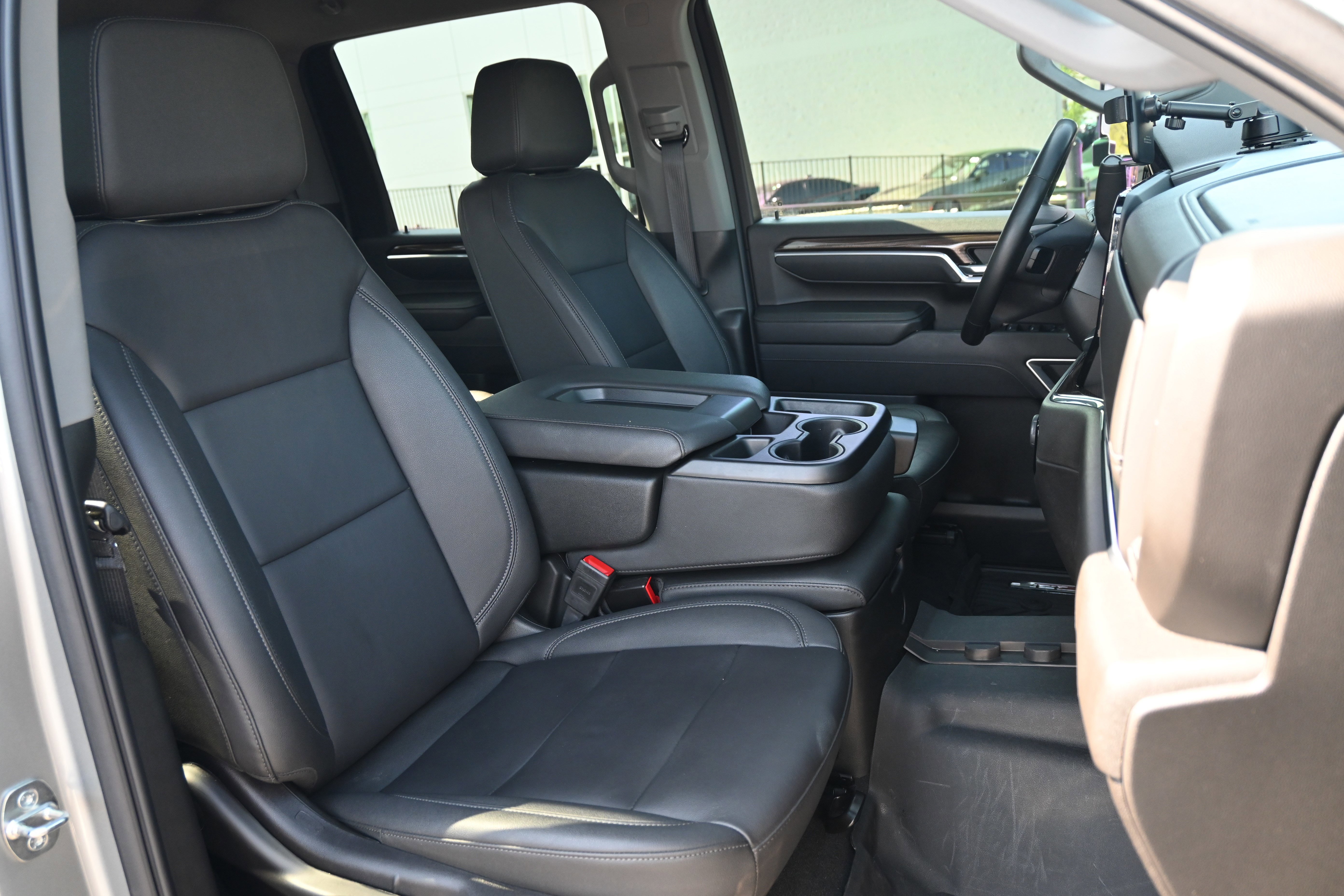 Used 2024 Chevrolet Silverado 2500 LT w/ All Star Edition AWD/4WD image 30