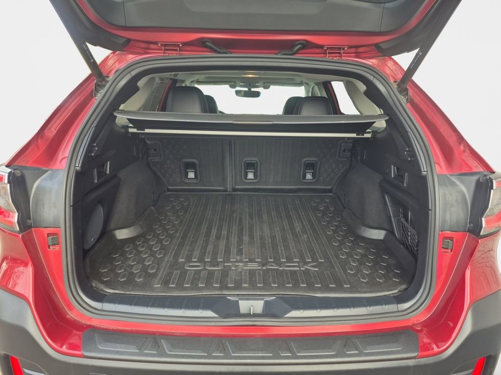Used 2020 Subaru Outback Limited image 23