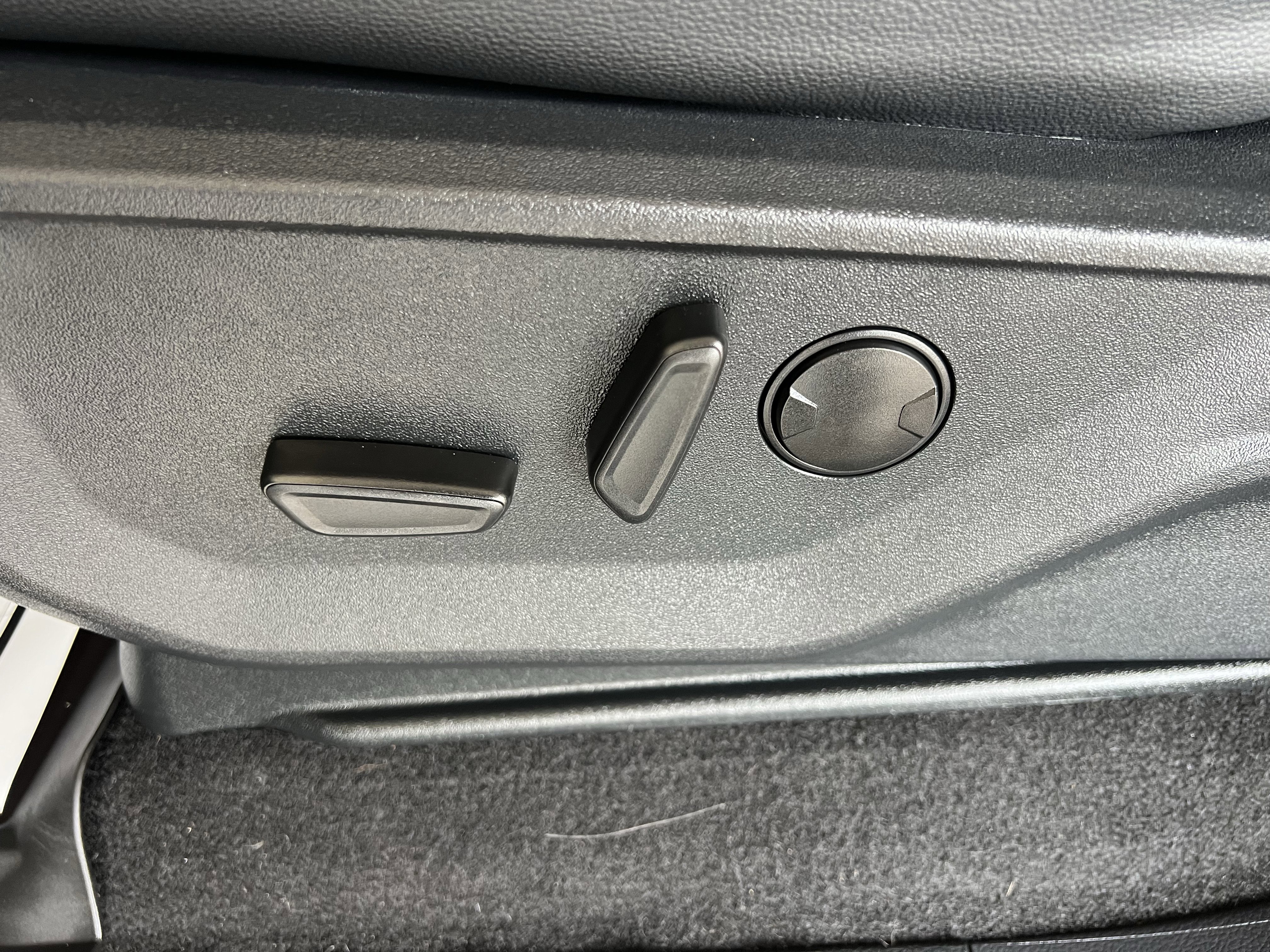 Used 2023 Ford F150 XLT w/ Equipment Group 302A High AWD/4WD image 21