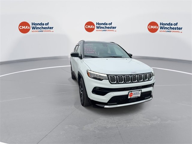 Used 2024 Jeep Compass Limited w/ Elite Group image 2