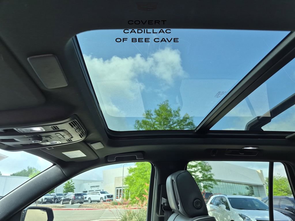 Used 2024 Cadillac Escalade Sport w/ LPO, ONYX Package image 33