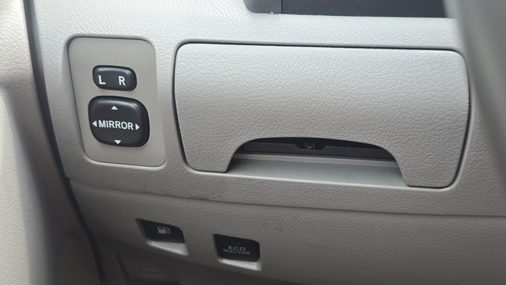 Used 2009 Toyota Camry Hybrid FWD image 26