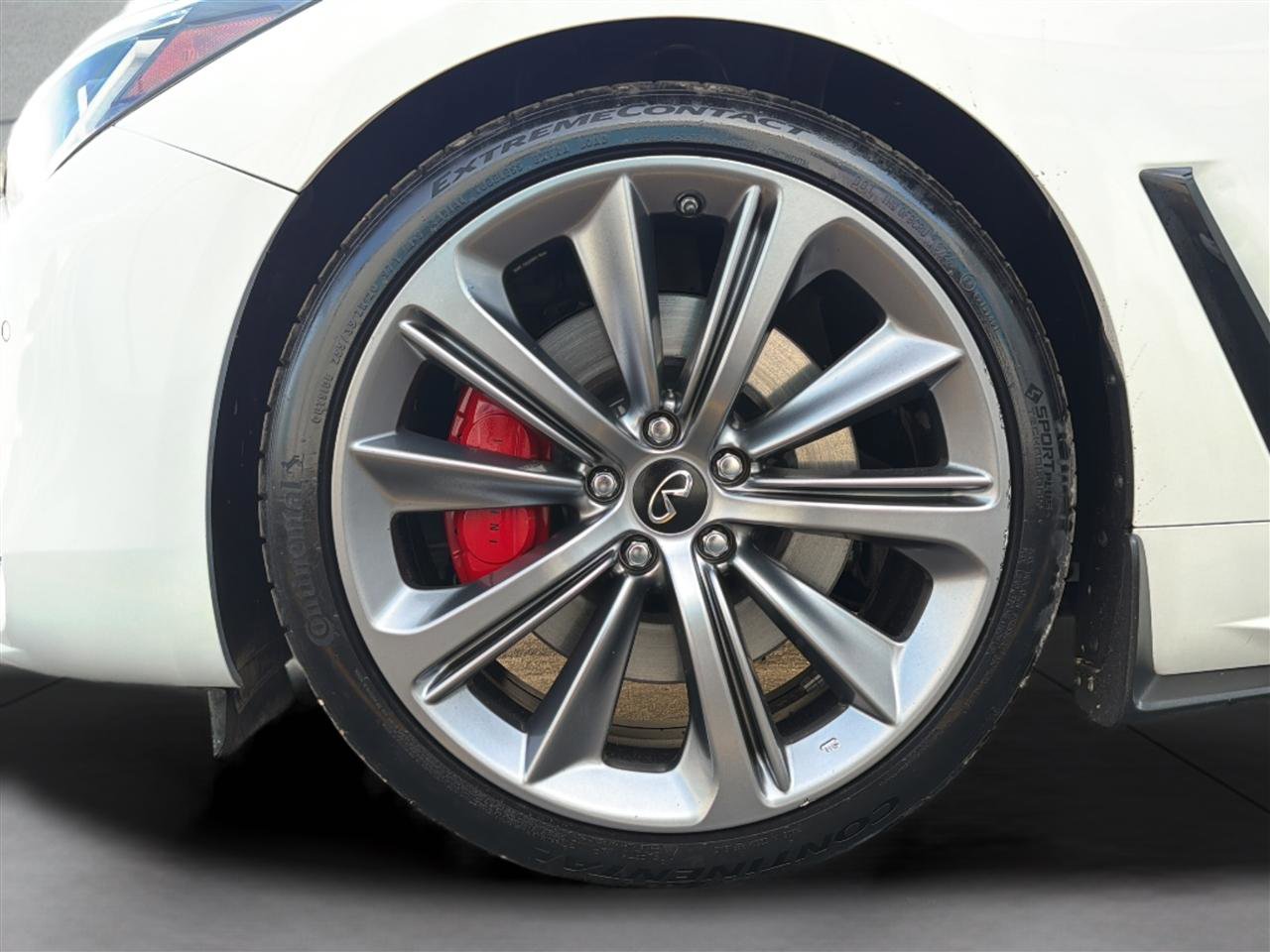 Used 2021 INFINITI Q60 Red Sport 400 w/ Cargo Package AWD/4WD image 31