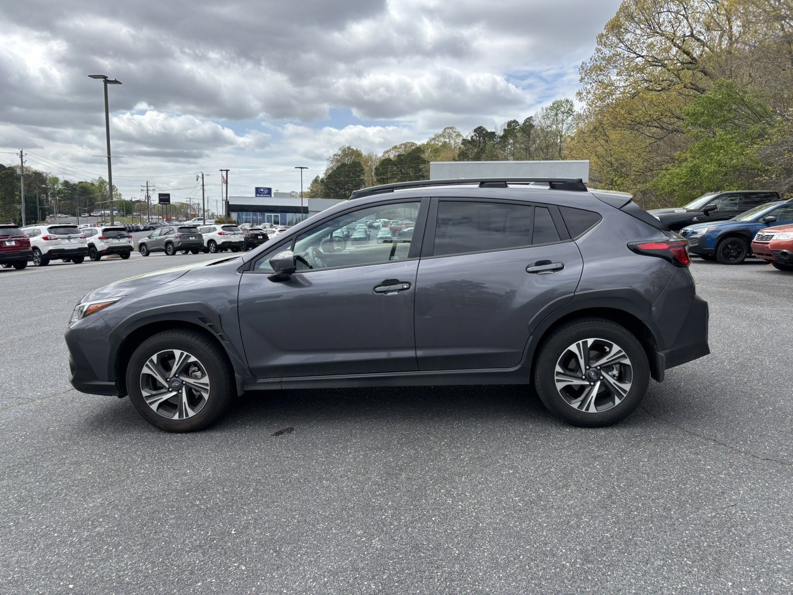 Used 2026 Subaru Crosstrek 2.0i Premium image 4