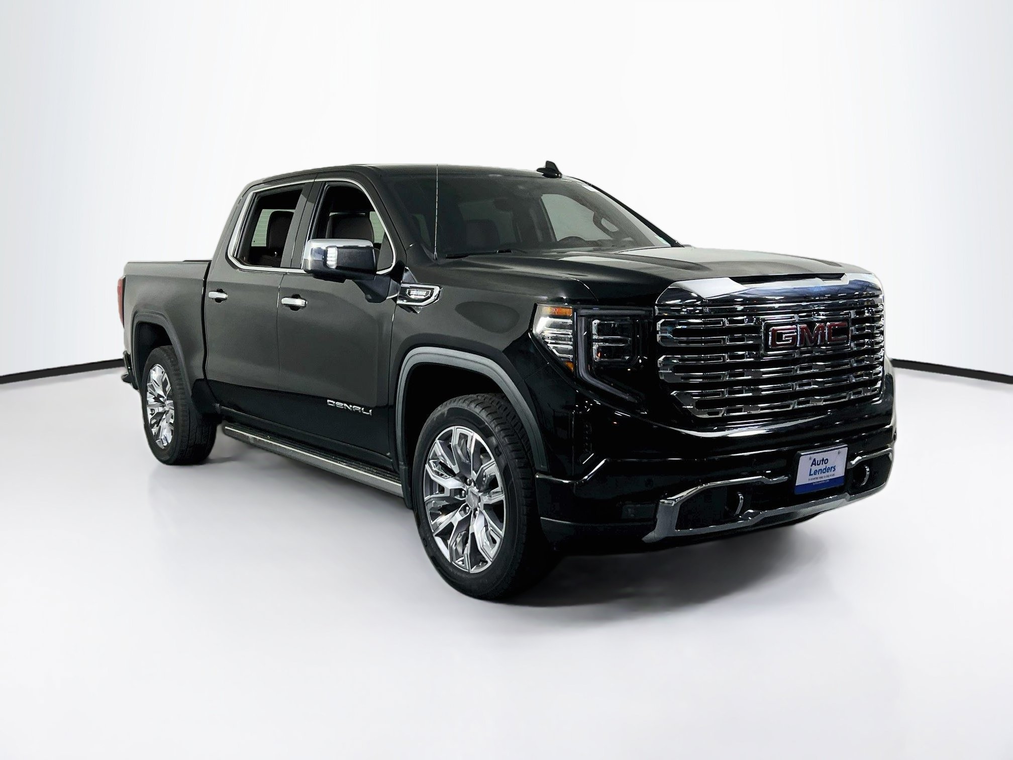 Used 2023 GMC Sierra 1500 Denali w/ Denali Reserve Package AWD/4WD image 3