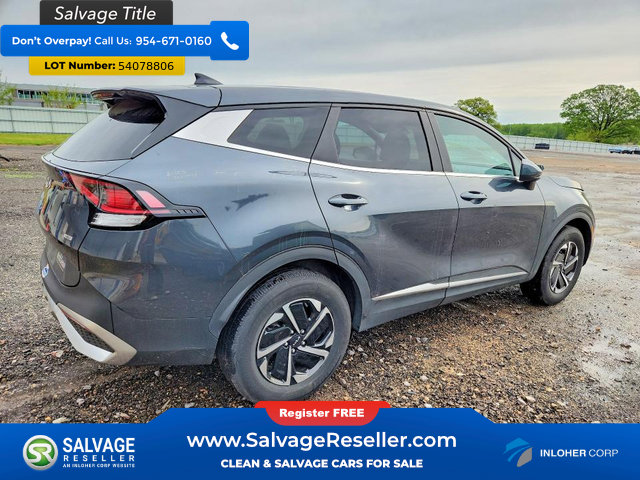 Used 2023 Kia Sportage LX AWD/4WD image 4