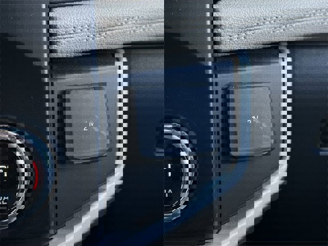 Used 2024 Ford Expedition Limited image 22