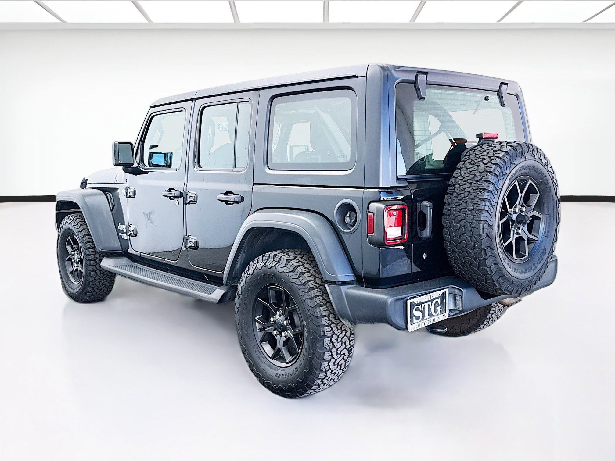 Used 2020 Jeep Wrangler Unlimited Sport AWD/4WD image 6
