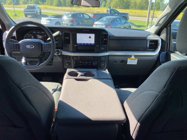 New 2026 Ford F350 XLT image 29
