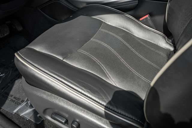 Used 2019 INFINITI QX60 Luxe w/ Essential Package image 37