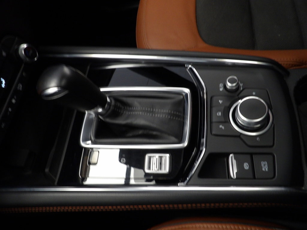 Certified 2024 MAZDA CX-5 Carbon Edition image 32