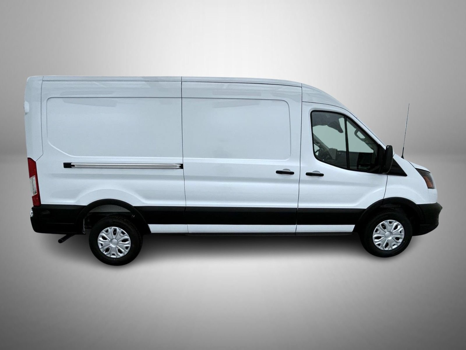 New 2027 Ford Transit 250 148 Medium Roof w/ Load Area Protection Package RWD image 4