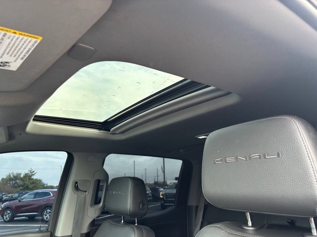 Used 2020 GMC Sierra 1500 Denali w/ Technology Package AWD/4WD image 18