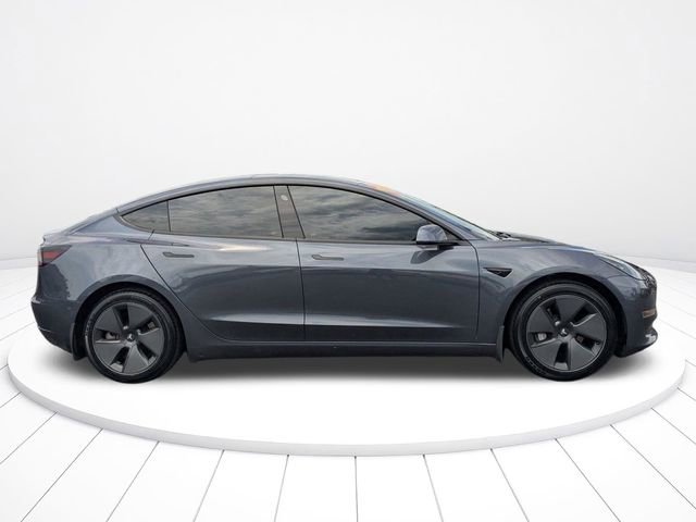 Used 2021 Tesla Model 3 Standard Range Plus RWD image 2