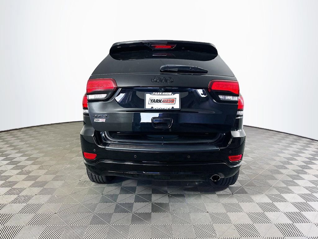 Certified 2019 Jeep Grand Cherokee Altitude AWD/4WD image 10