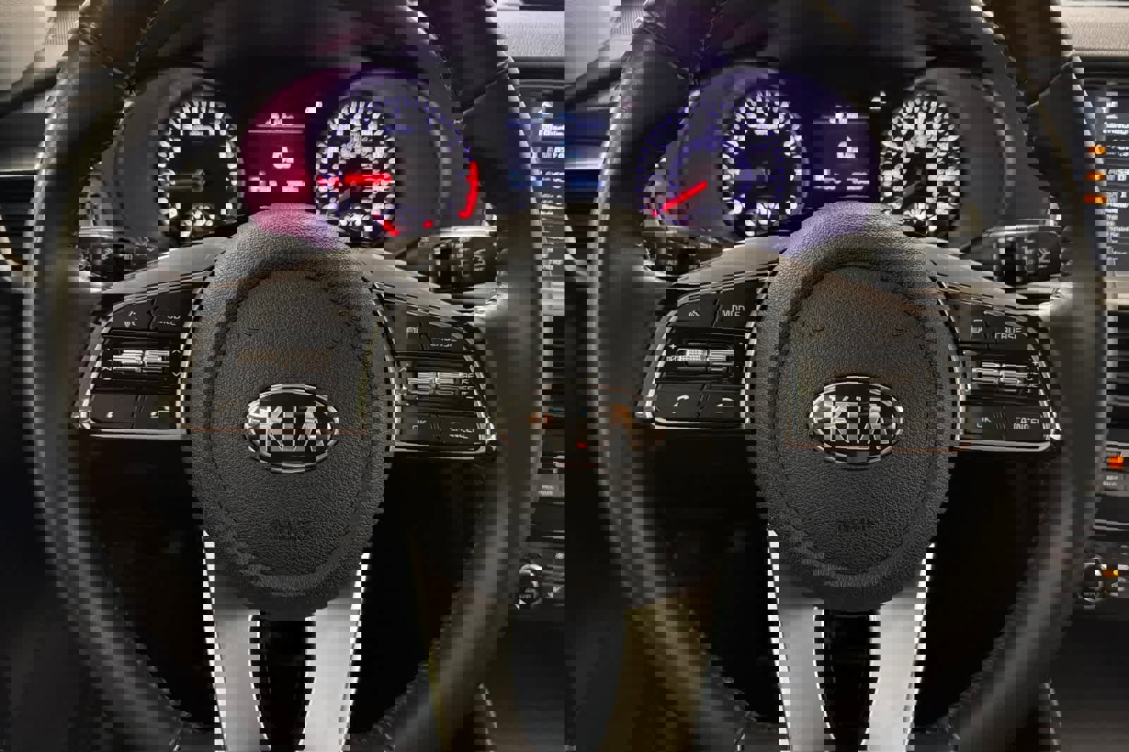 Used 2019 Kia Optima S image 22