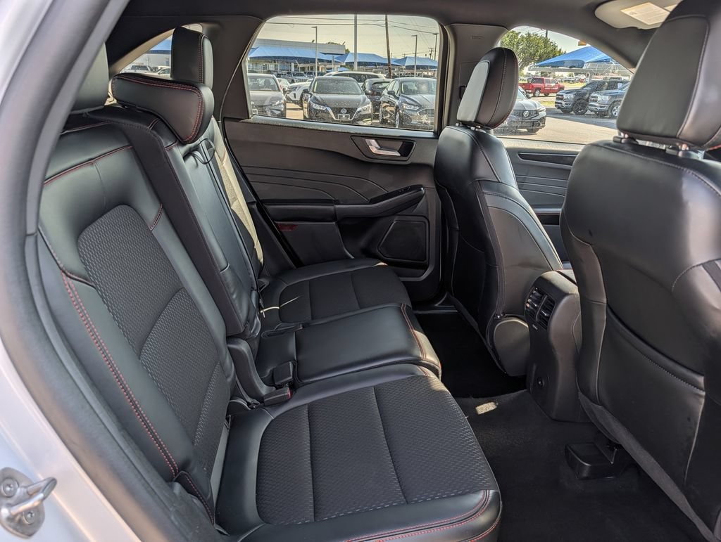 Used 2025 Ford Escape ST-Line FWD image 29