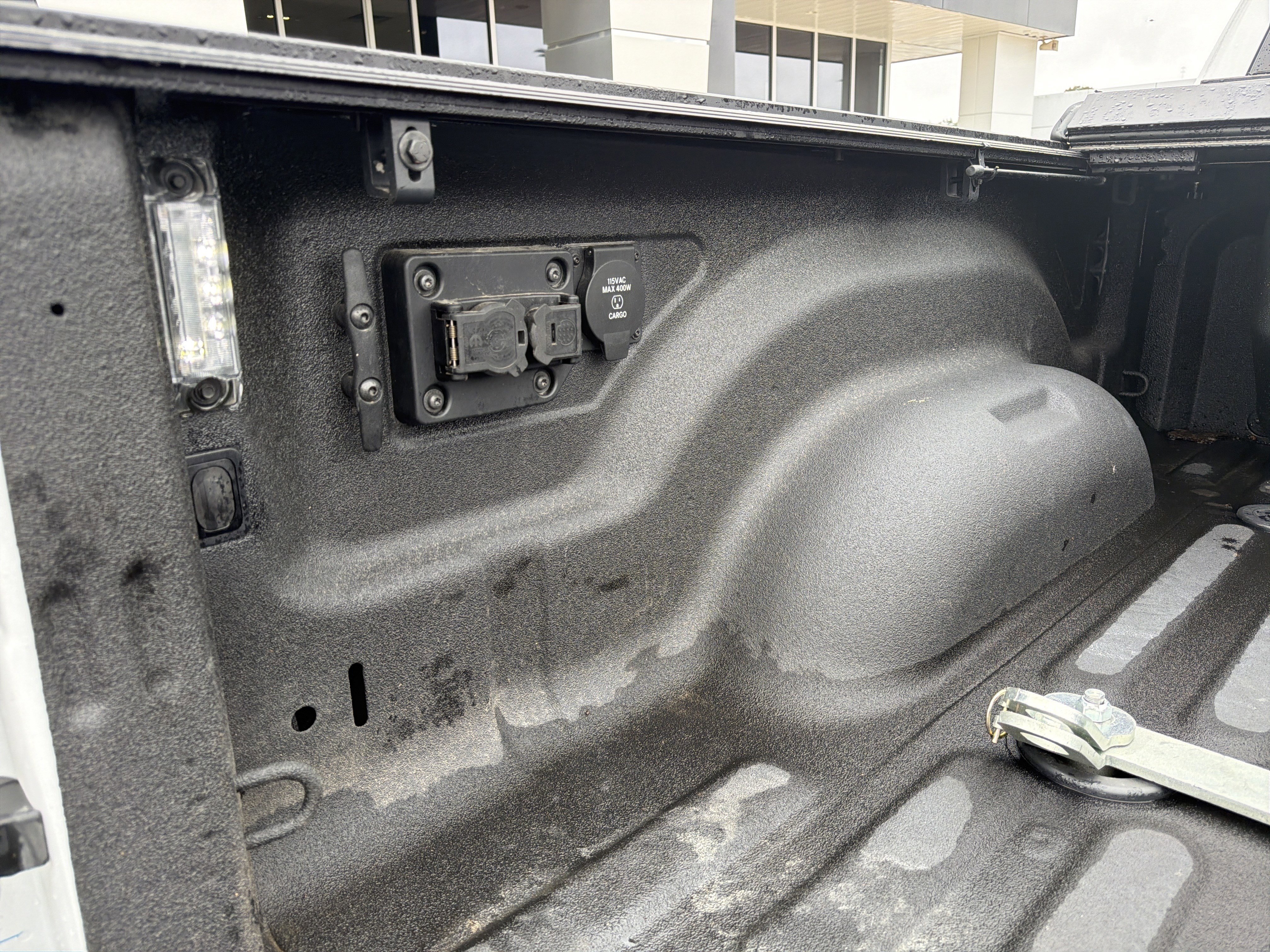 Used 2025 RAM 3500 Laramie AWD/4WD image 25