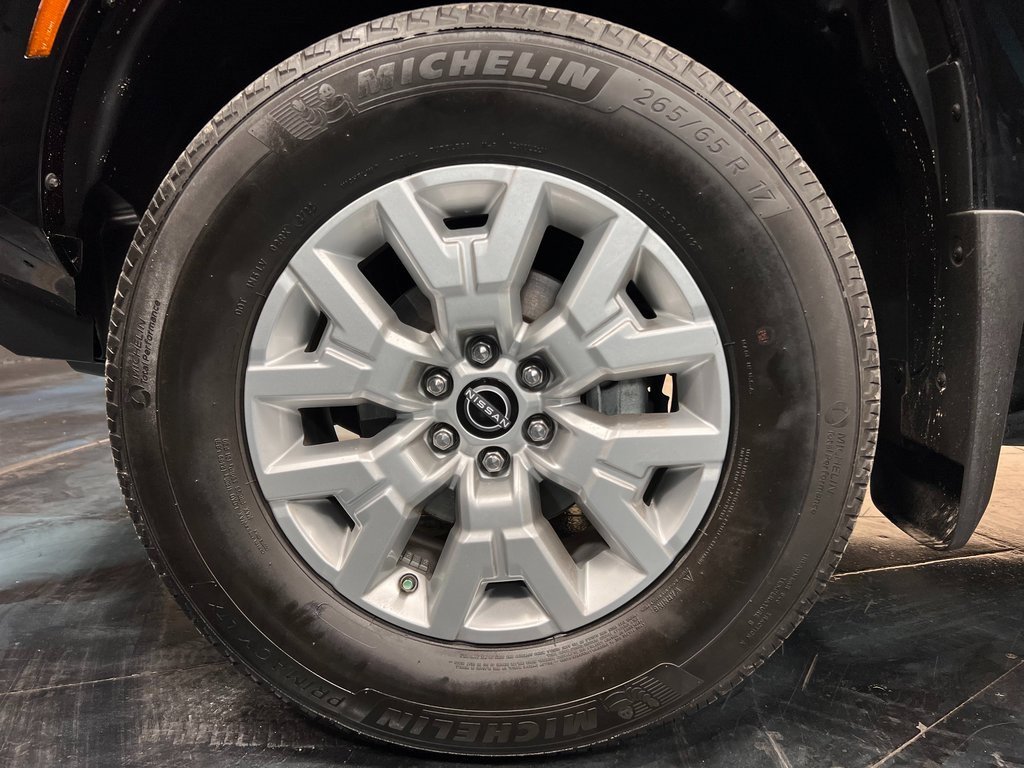 Used 2023 Nissan Frontier SV w/ Technology Package image 21