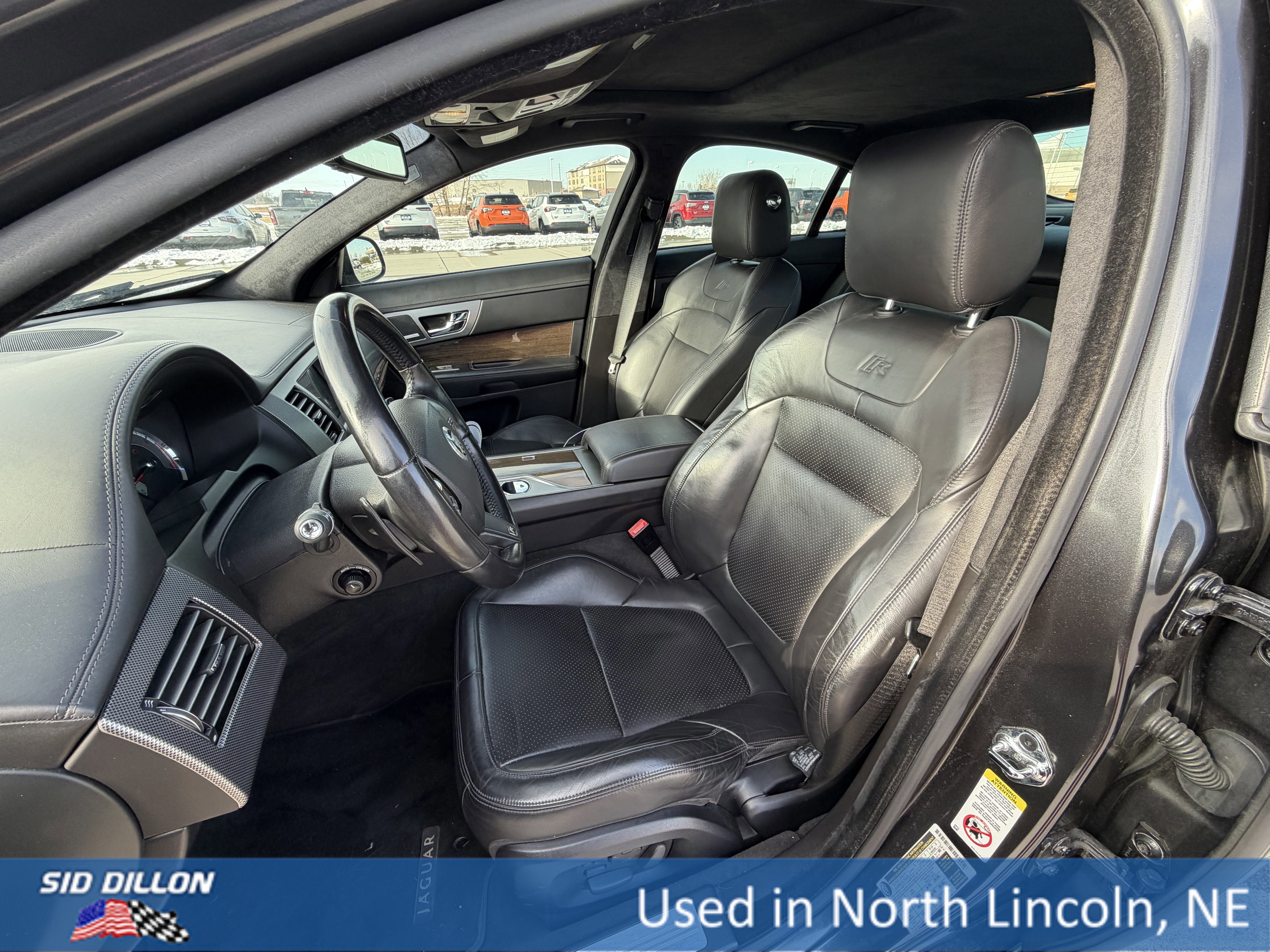 Used 2011 Jaguar XF R image 20