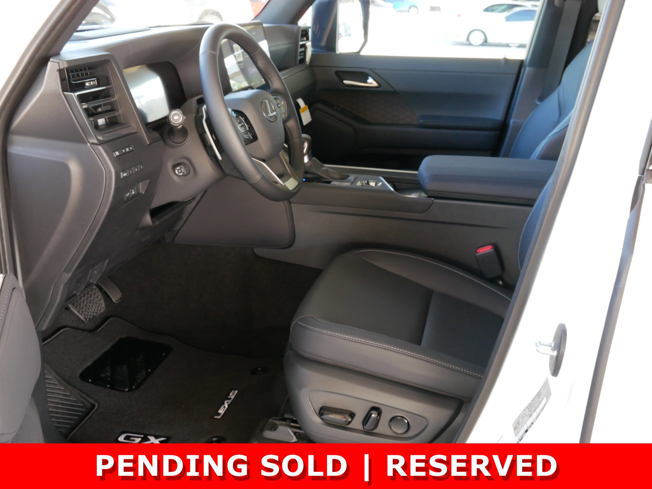 New 2026 Lexus GX 550 w/ Cold Area Package AWD/4WD image 4