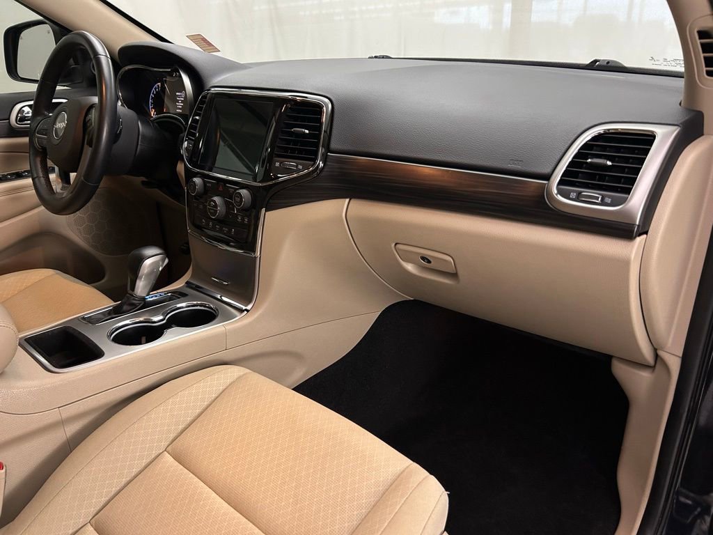 Certified 2022 Jeep Grand Cherokee Laredo E image 22