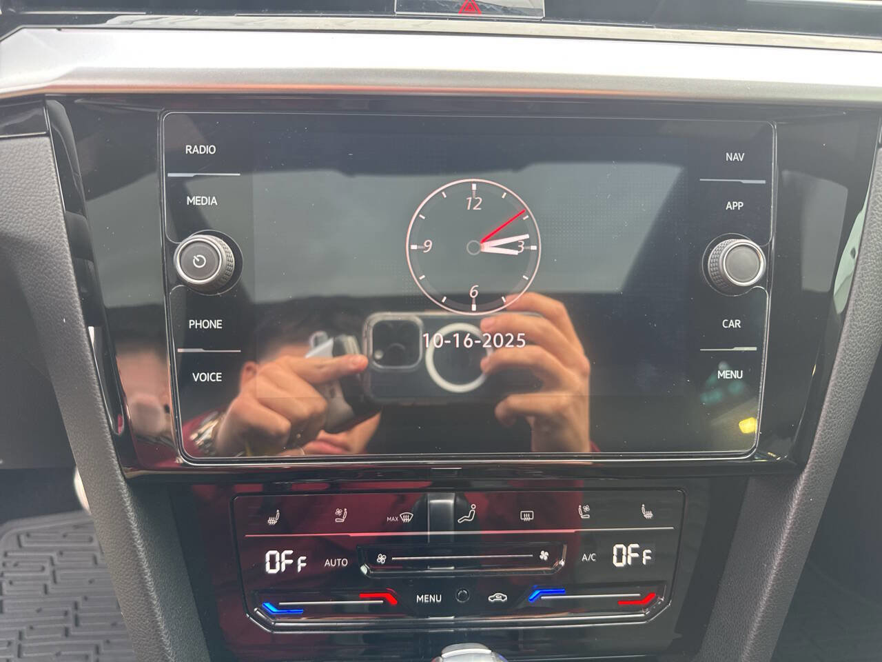 Used 2021 Volkswagen Arteon SEL Premium image 32