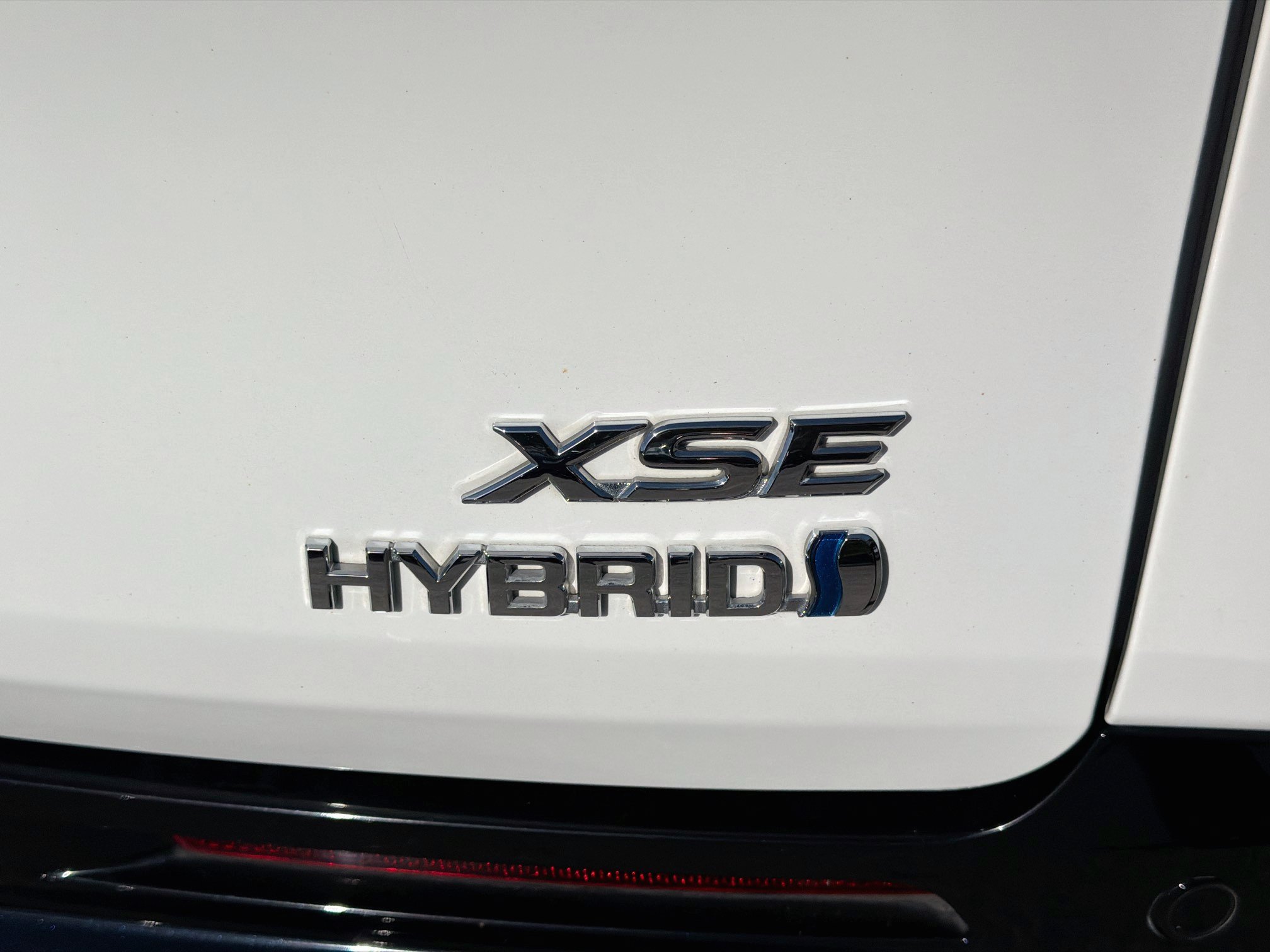 Used 2024 Toyota Sienna XSE w/ XSE Plus Package FWD image 11