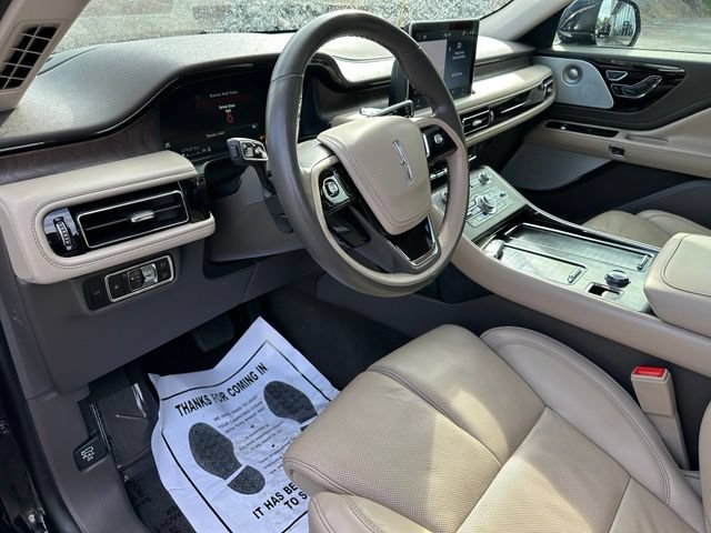 Used 2023 Lincoln Aviator Reserve w/ Equipment Group 201A AWD/4WD image 23