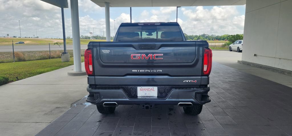 Used 2019 GMC Sierra 1500 AT4 w/ Technology Package AWD/4WD image 9