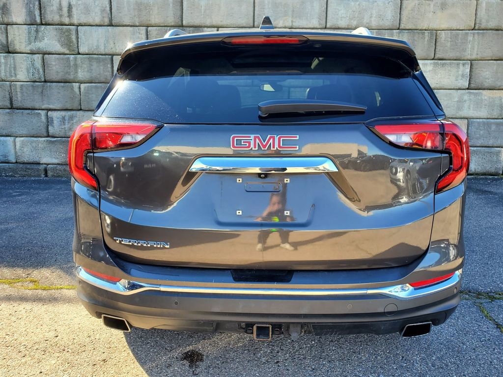 Used 2019 GMC Terrain SLT w/ Preferred Package image 4