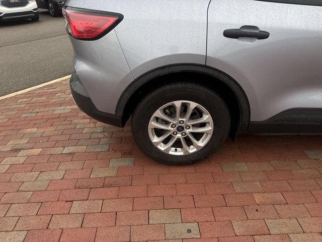 Used 2022 Ford Escape S FWD image 15