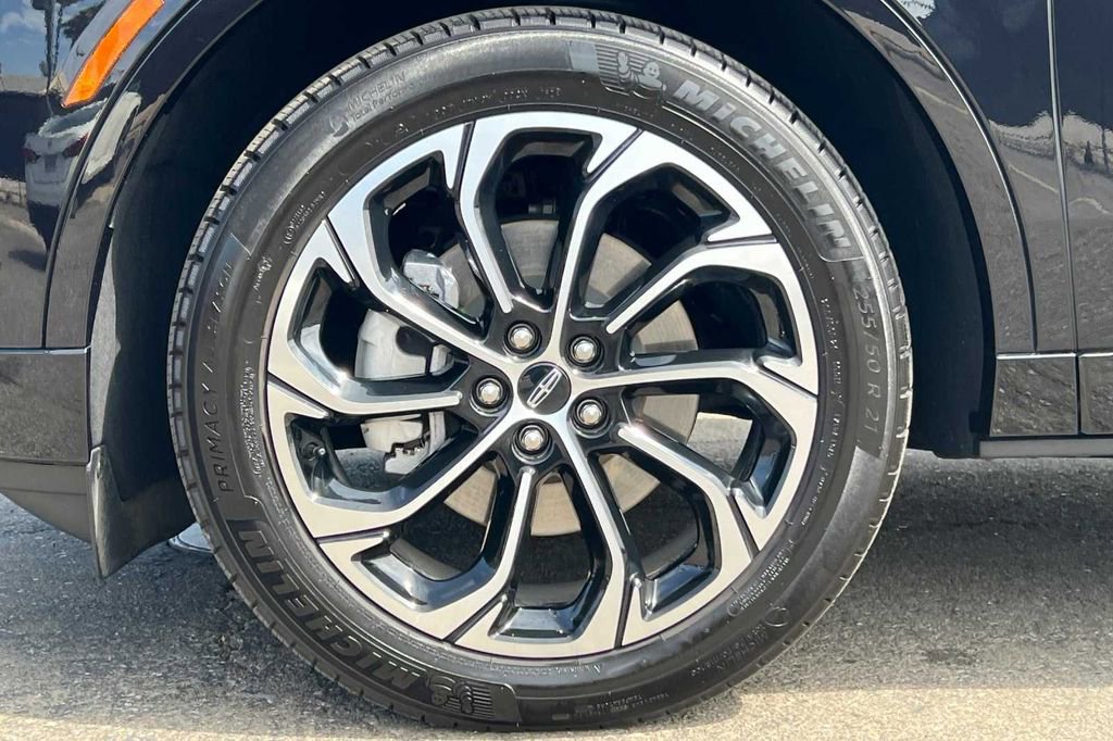 Used 2024 Lincoln Nautilus Reserve w/ Equipment Group 202A image 33