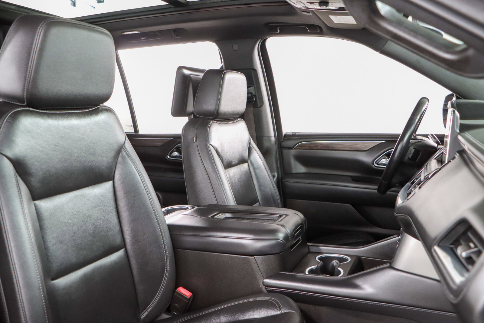 Used 2021 Chevrolet Tahoe LT w/ Rear Media and Nav Package image 32