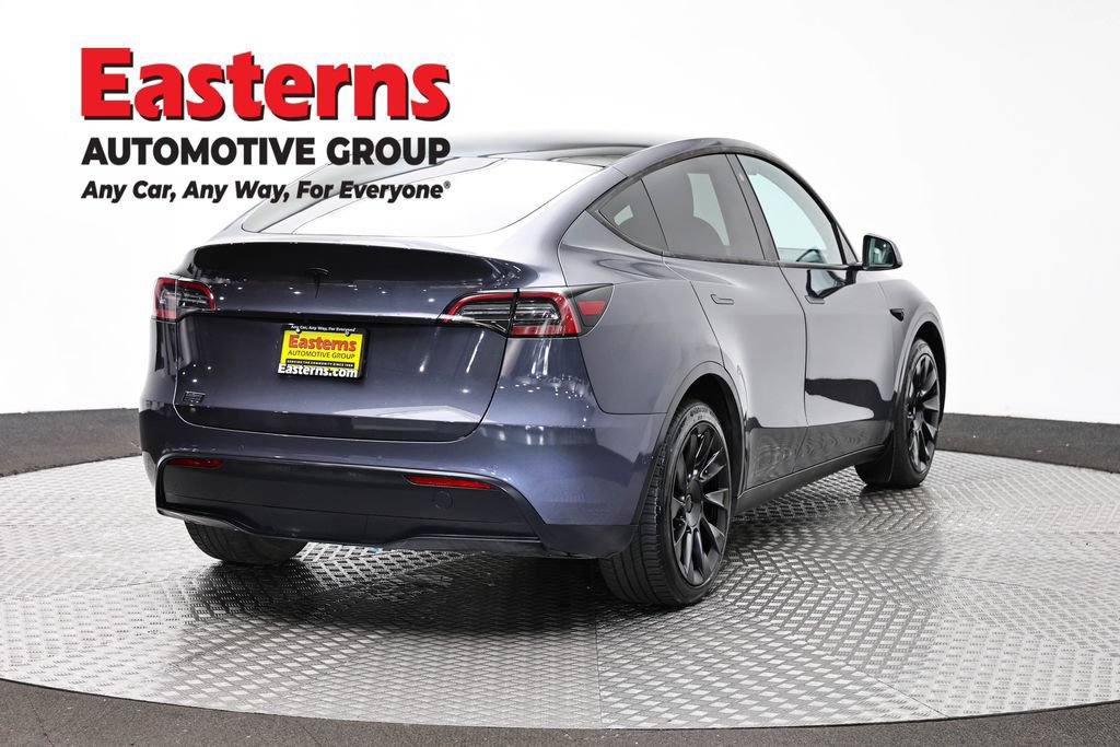 Used 2021 Tesla Model Y Long Range AWD/4WD image 5