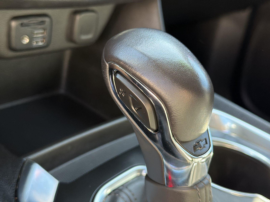 Used 2021 Chevrolet Traverse LT w/ LT Premium Package FWD image 41