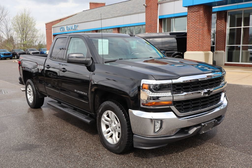 Used 2018 Chevrolet Silverado 1500 LT w/ All Star Edition image 4